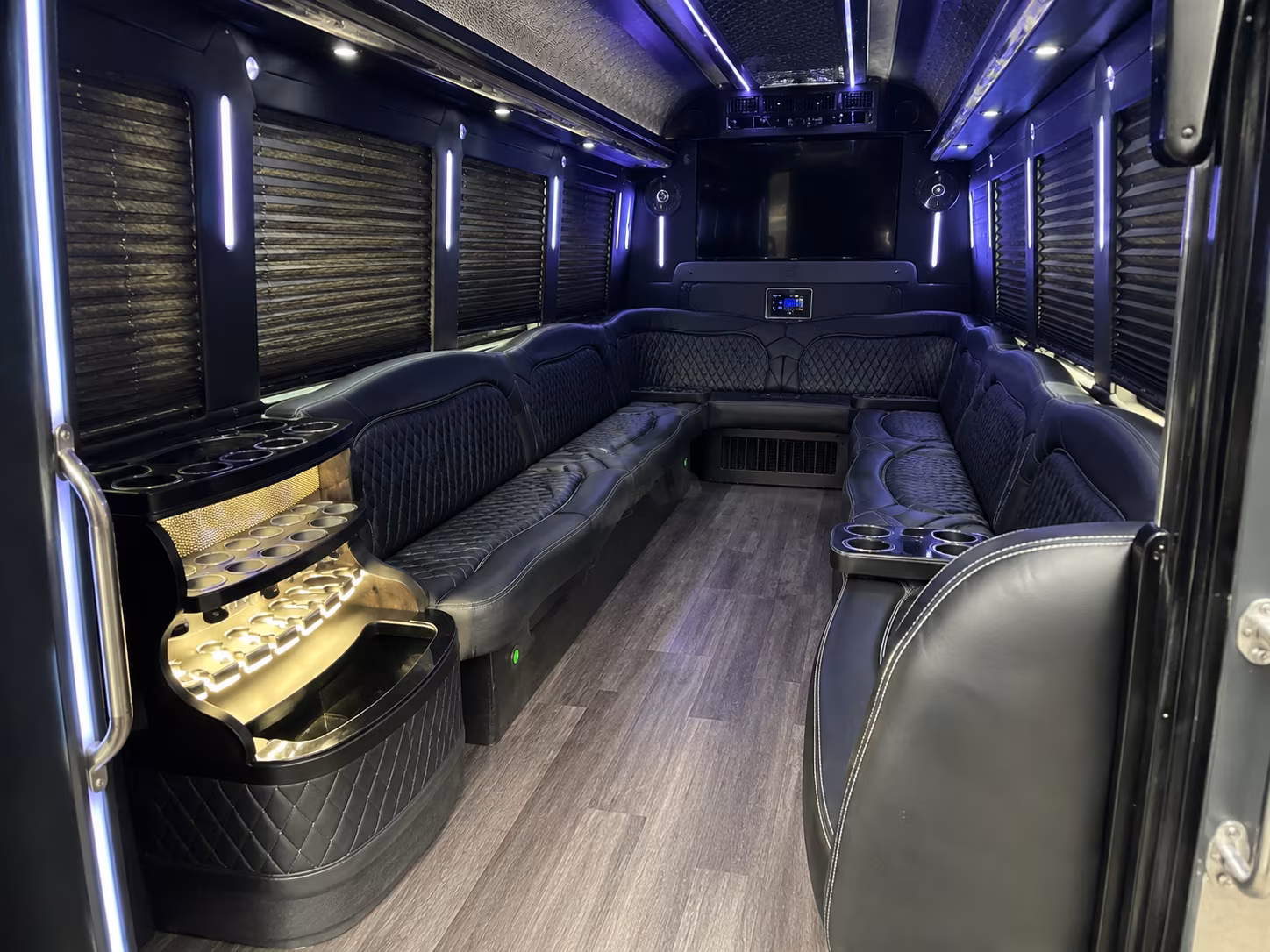 Erie Birthday, Sweet 16, & Quinceañera Party Bus Rentals