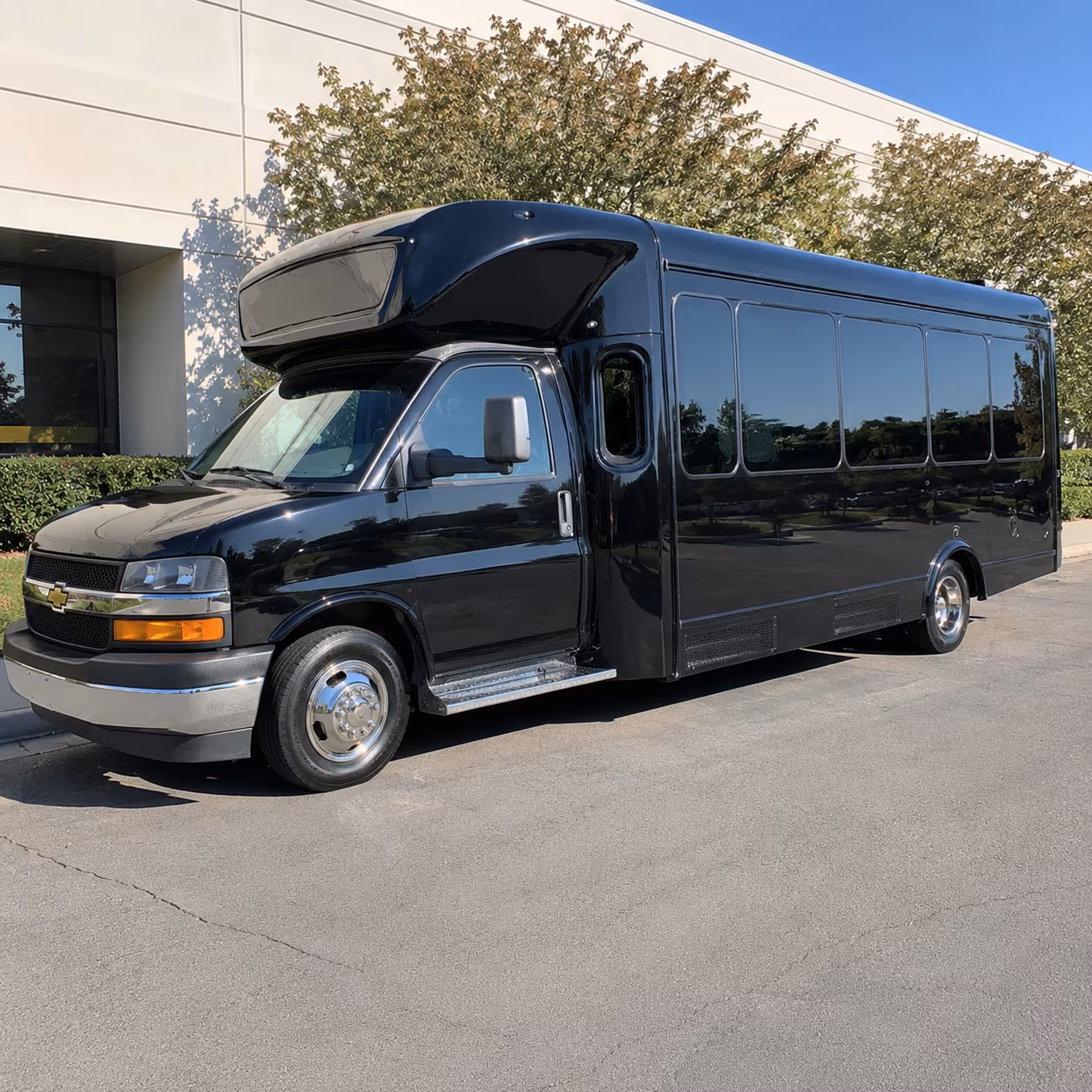Parma Birthday, Sweet 16, & Quinceañera Party Bus Rentals