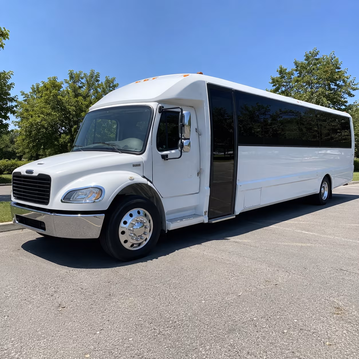Pittsburgh Airport Shuttle & Transportation party bus exterior