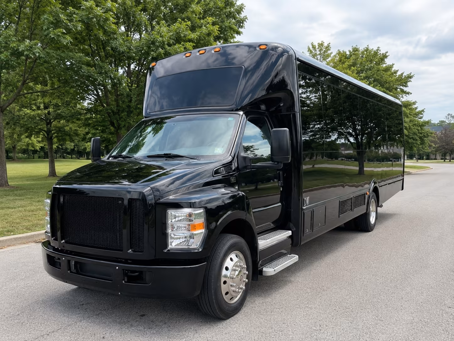 Pittsburgh Bachelor & Bachelorette Transportation party bus exterior