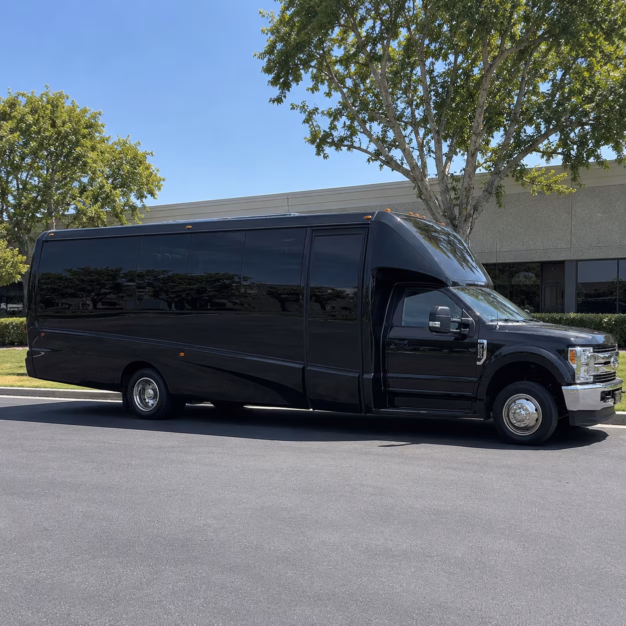 Pittsburgh Birthday, Sweet 16, & Quinceañera Party Bus Rentals