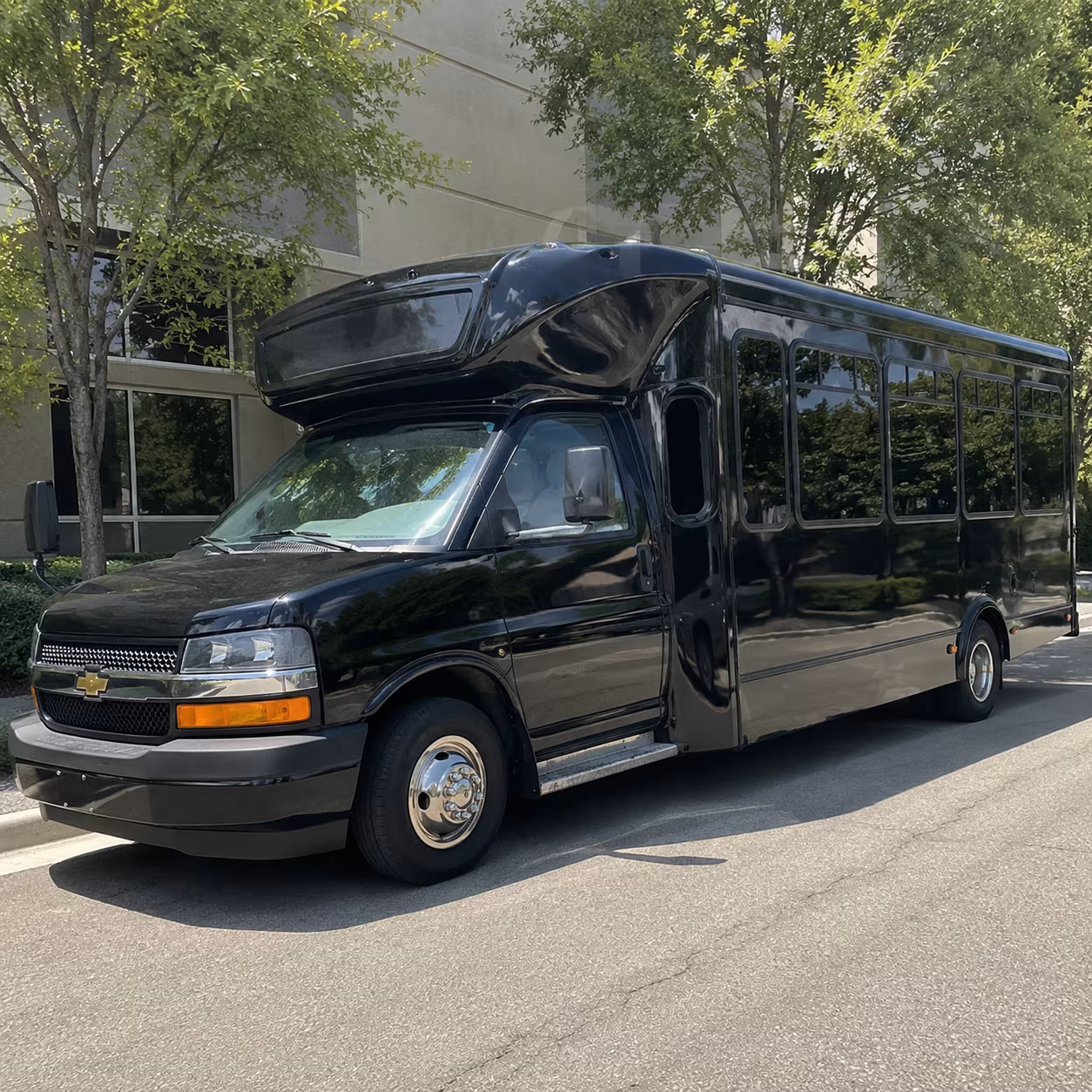 Pittsburgh Birthday, Sweet 16, & Quinceañera Transportation party bus exterior